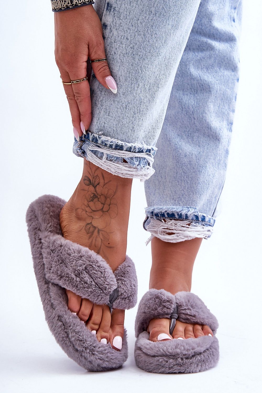 Japanese flip-flops model 183600